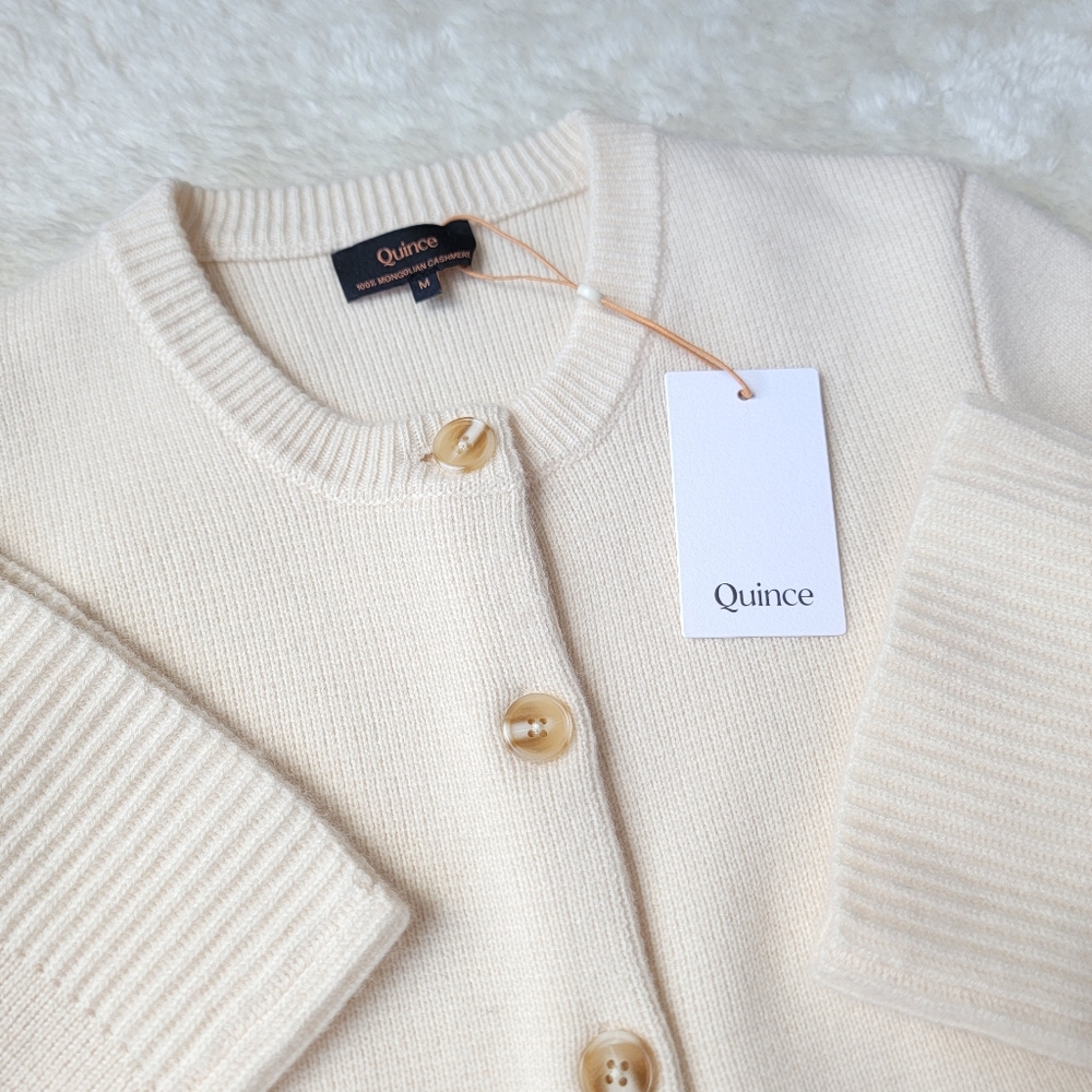 NWT Quince 100% Mongolian Cashmere Structured Cardigan, Ivory M ✨🤍 - Picture 2 of 9